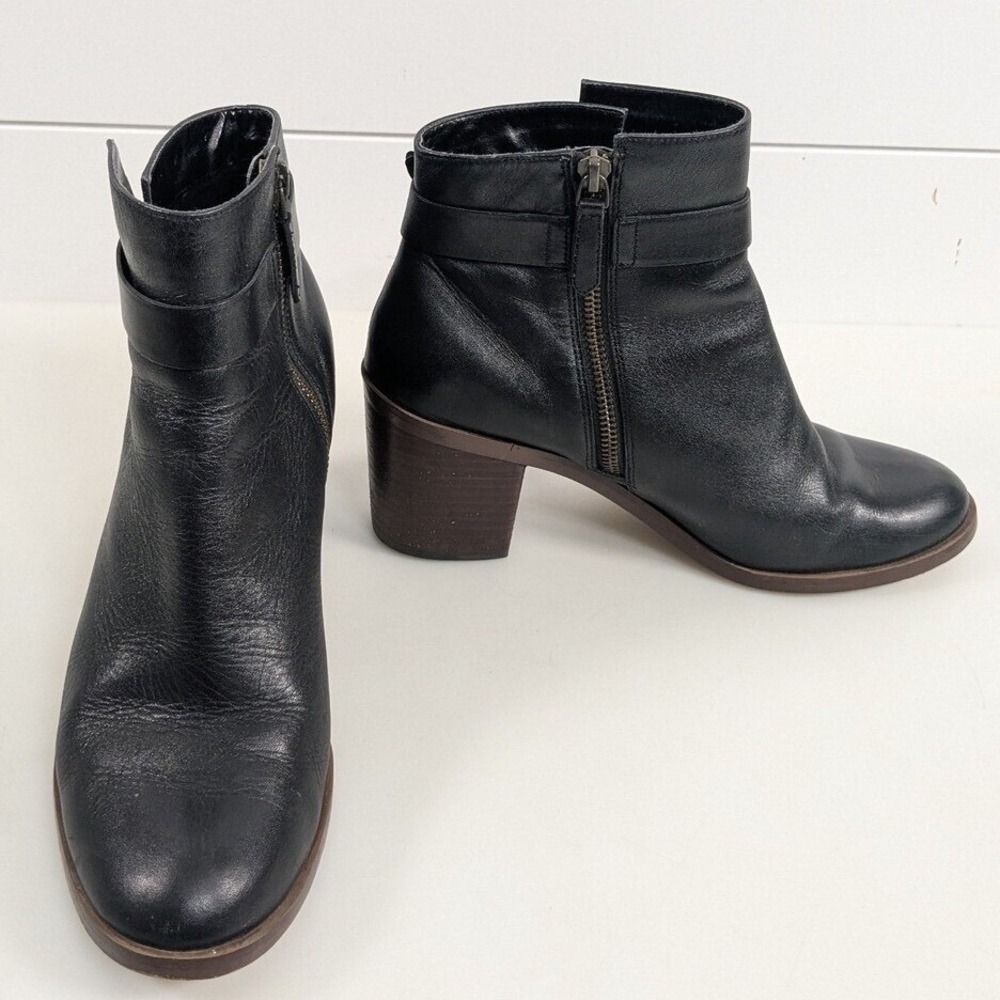 Halogen Womens Jenna Leather Ankle Boots sz 8 1/2 Black Quiet Luxury Classic